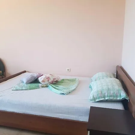 Apartment Мезонет В Марина Вил